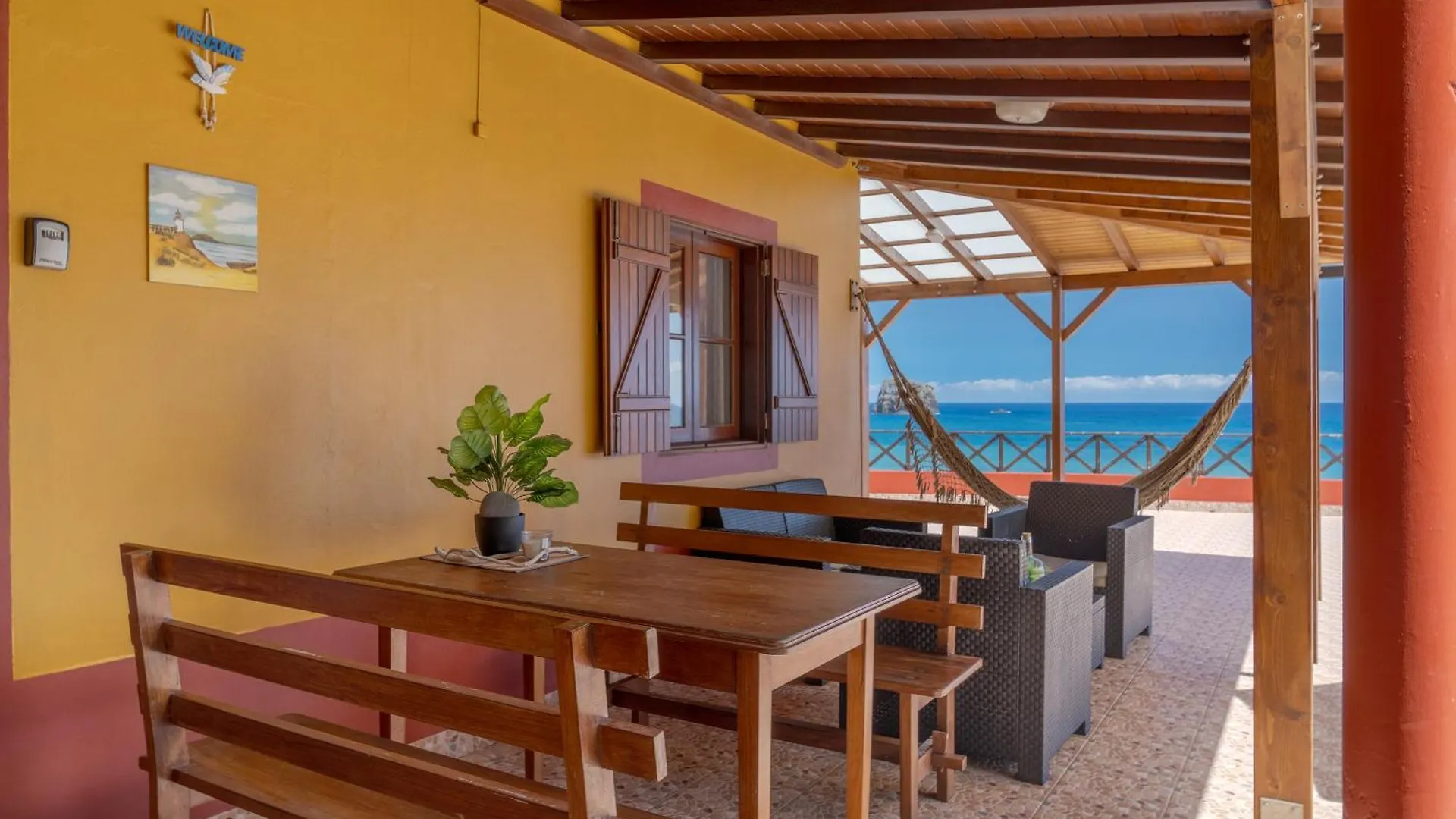 Holiday home Maiata Beach House By Hr Madeira Porto Da Cruz Portugal