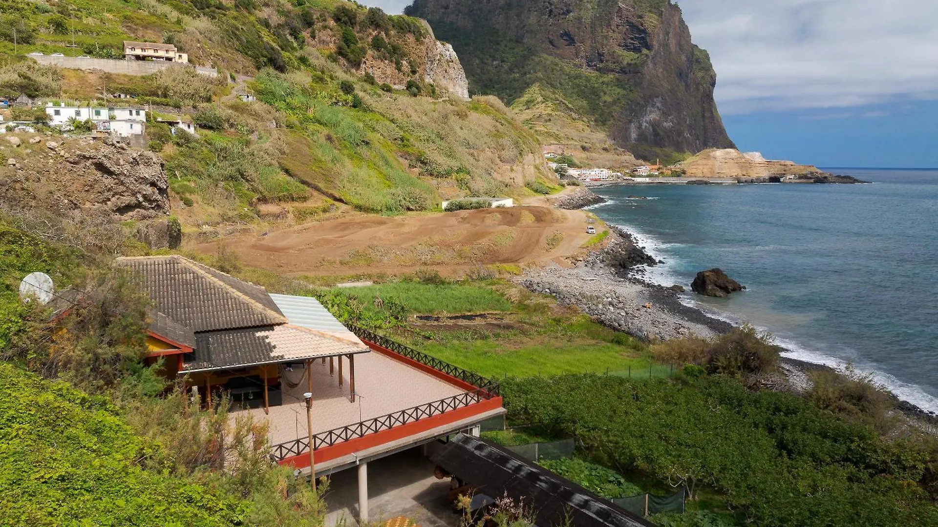 Holiday home Maiata Beach House By Hr Madeira Porto Da Cruz